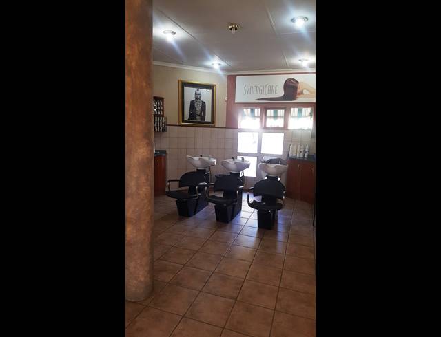 M² BUILDING FOR SALE IN VANDERBIJLPARK SE 3